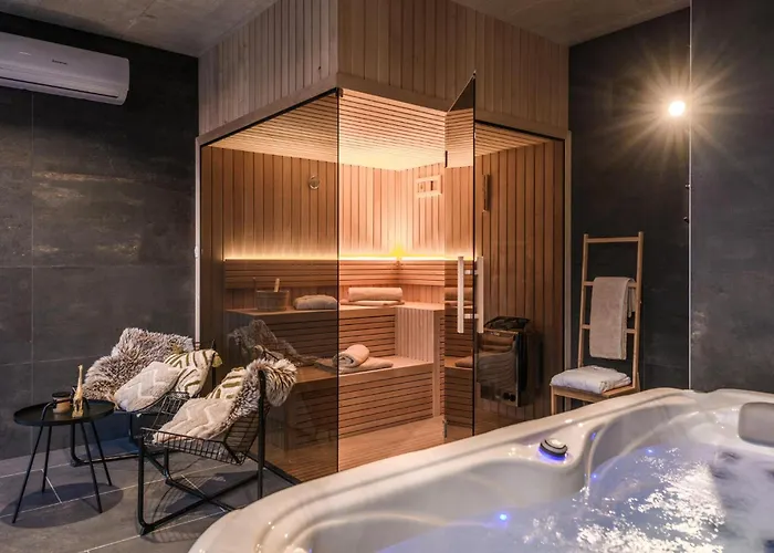 Amazing In With Sauna