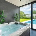 Σπίτι διακοπών Luxurious In With Sauna Modrušani