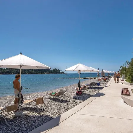 Holiday home Amazing In With Sauna Modrusani